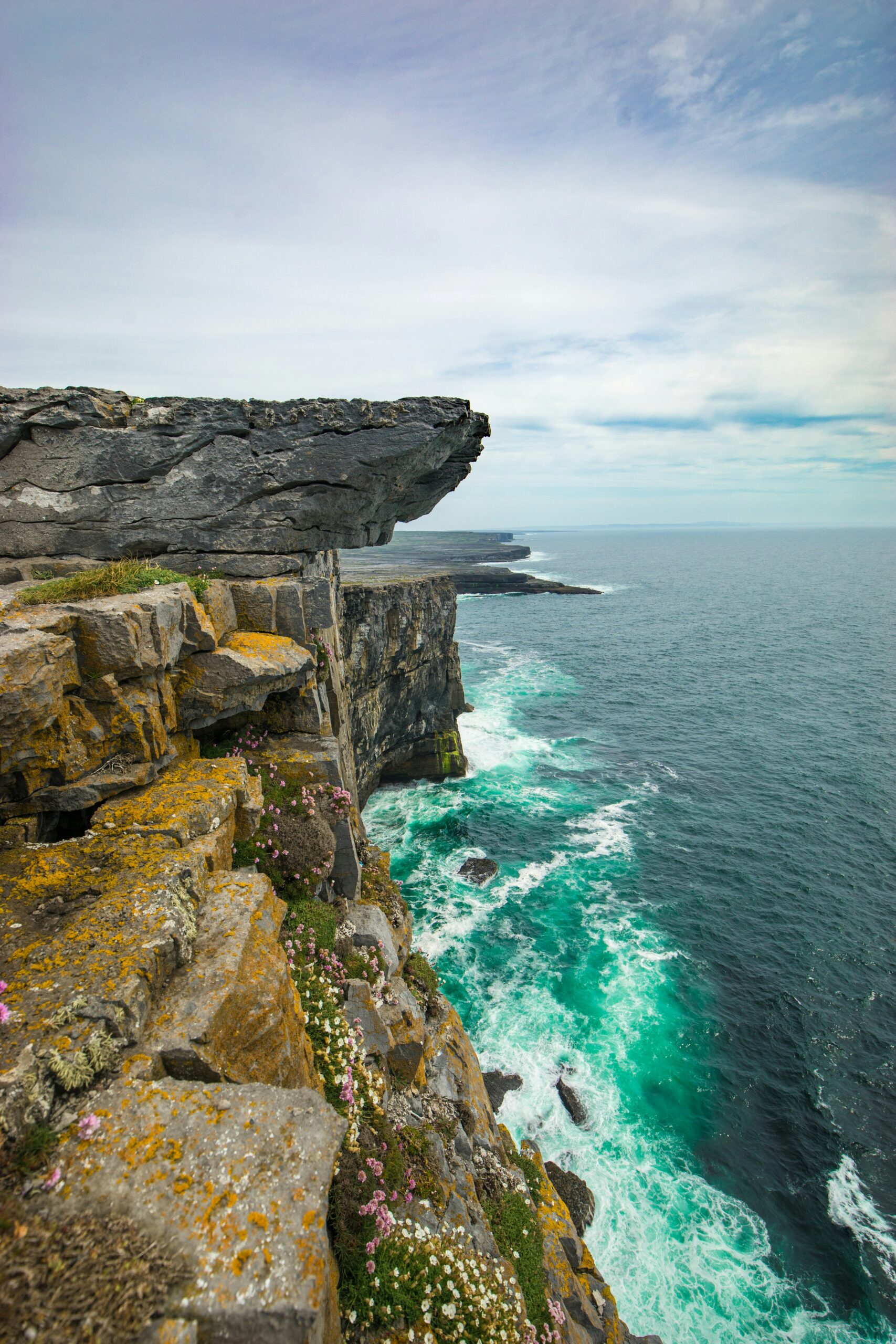 Cliffs overlooking the sea in I