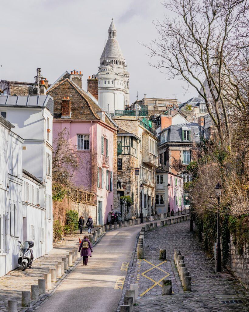 Rue de l'Abreuvoir, Paris, France