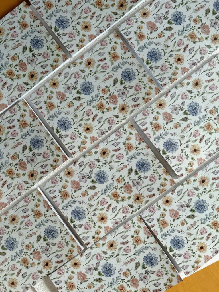 Floral patterned ceramic tiles