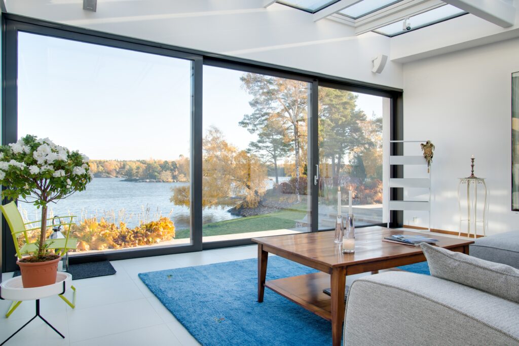 Modern garden room overlooking a beautiful lake