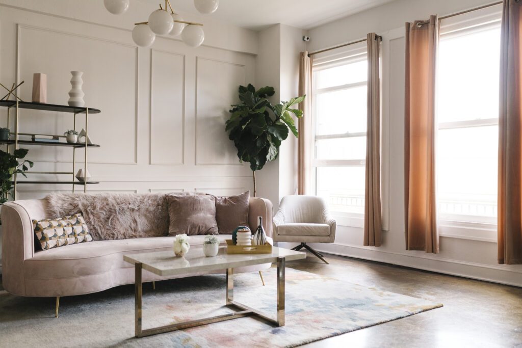 Beautiful, light living room