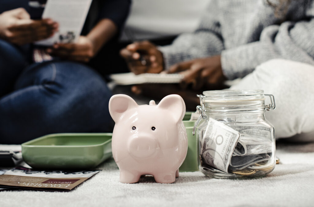 People saving money