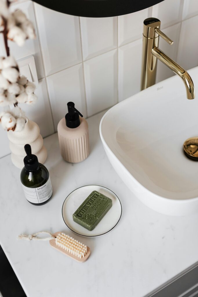 Bathroom sink with products